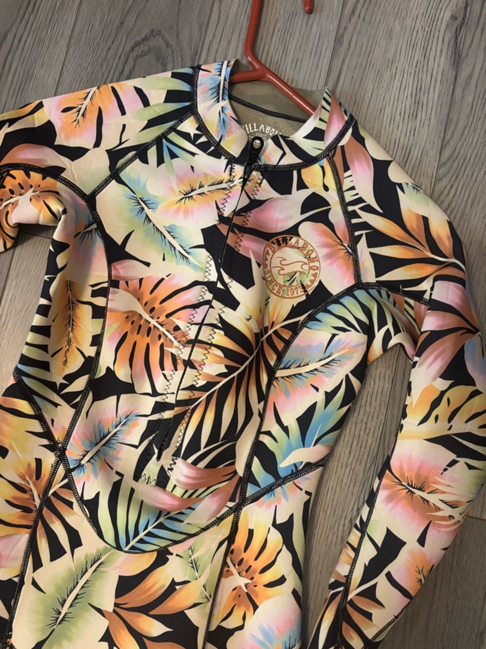 Billabongwomens Springsuit - Picture 2 of 4